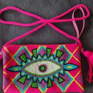 Authentic Wayuu Mochila Colombian Bag Medium Clutch Evil Eye Hot Pink Crossbody